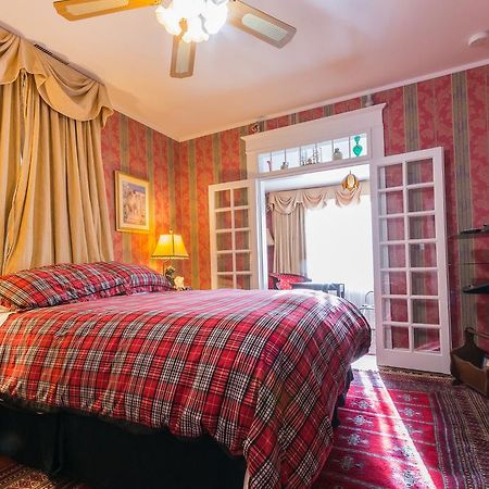 Calgary Westways Guest House מראה חיצוני תמונה