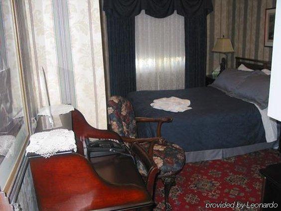Calgary Westways Guest House חדר תמונה