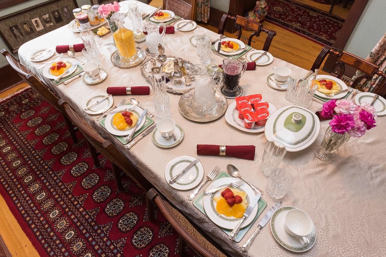 Calgary Westways Guest House מראה חיצוני תמונה