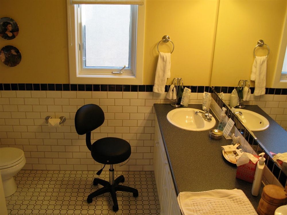 Calgary Westways Guest House מראה חיצוני תמונה
